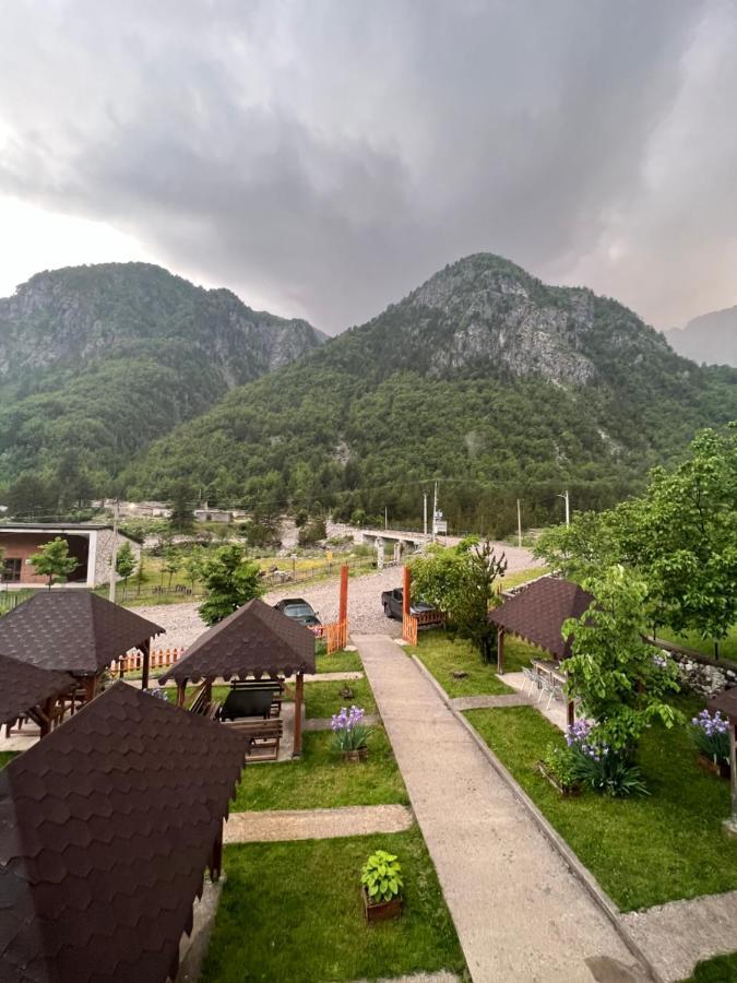 Guesthouse Villa Gurra Теті Екстер'єр фото